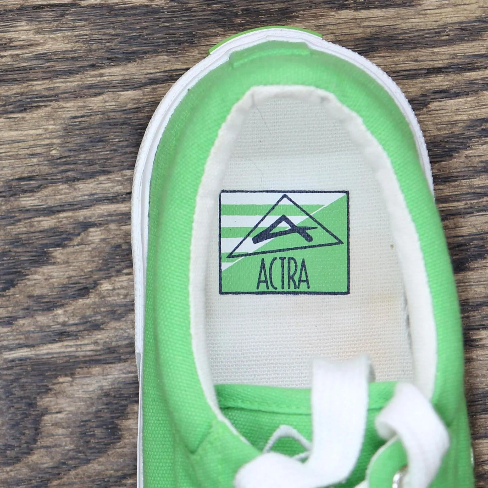 Actra Womens Canvas Lace Up Low Top Shoes 167404005231b6 Green 6M