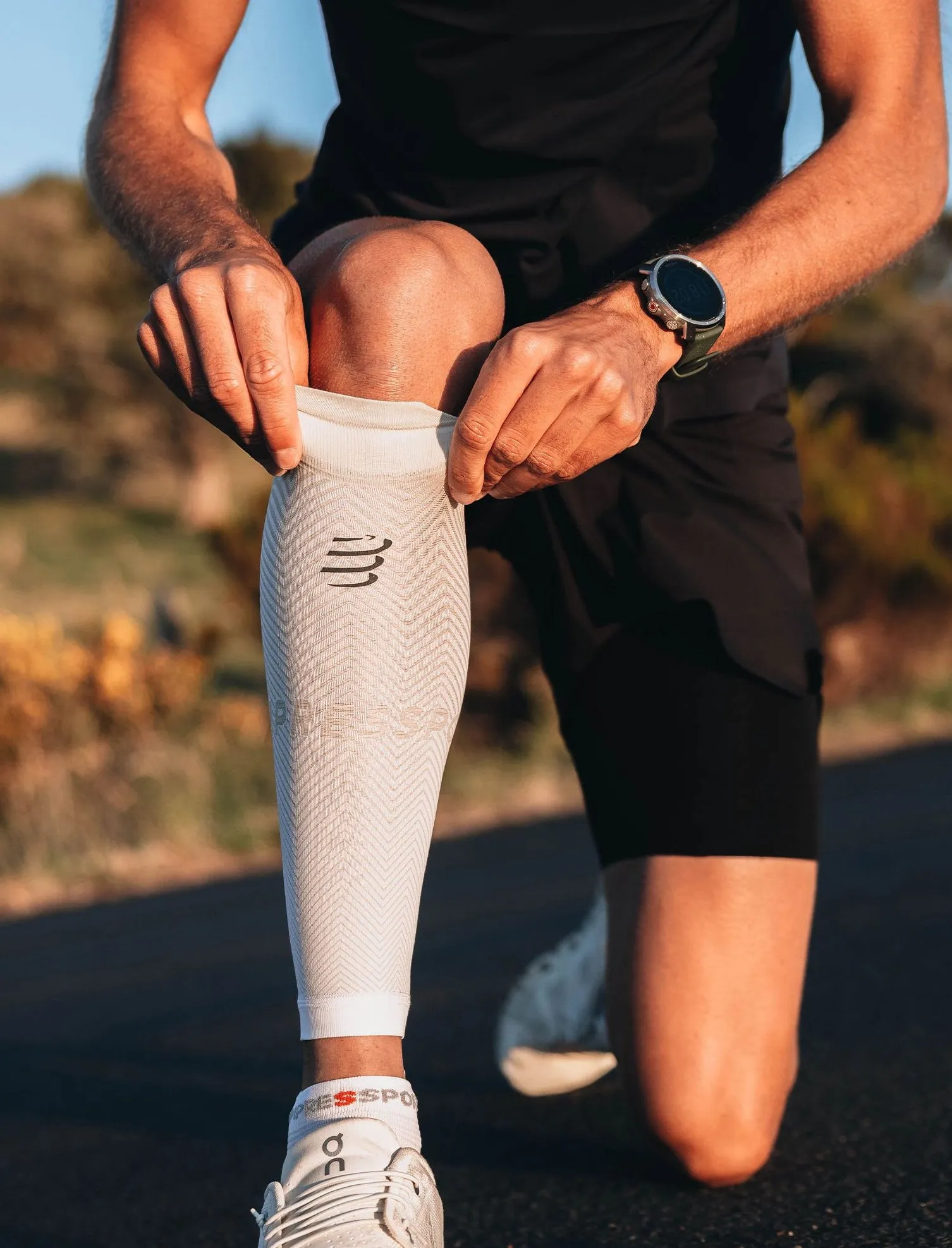 Compressport R2 Oxygen Compression Calf Sleeves - White