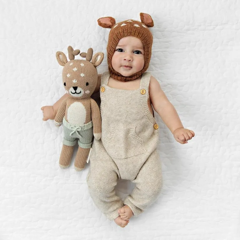 cuddle   kind Elliott the fawn - Little