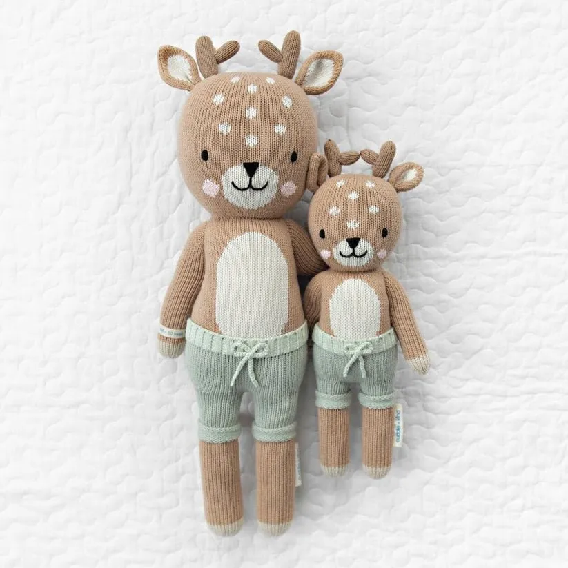 cuddle   kind Elliott the fawn - Little