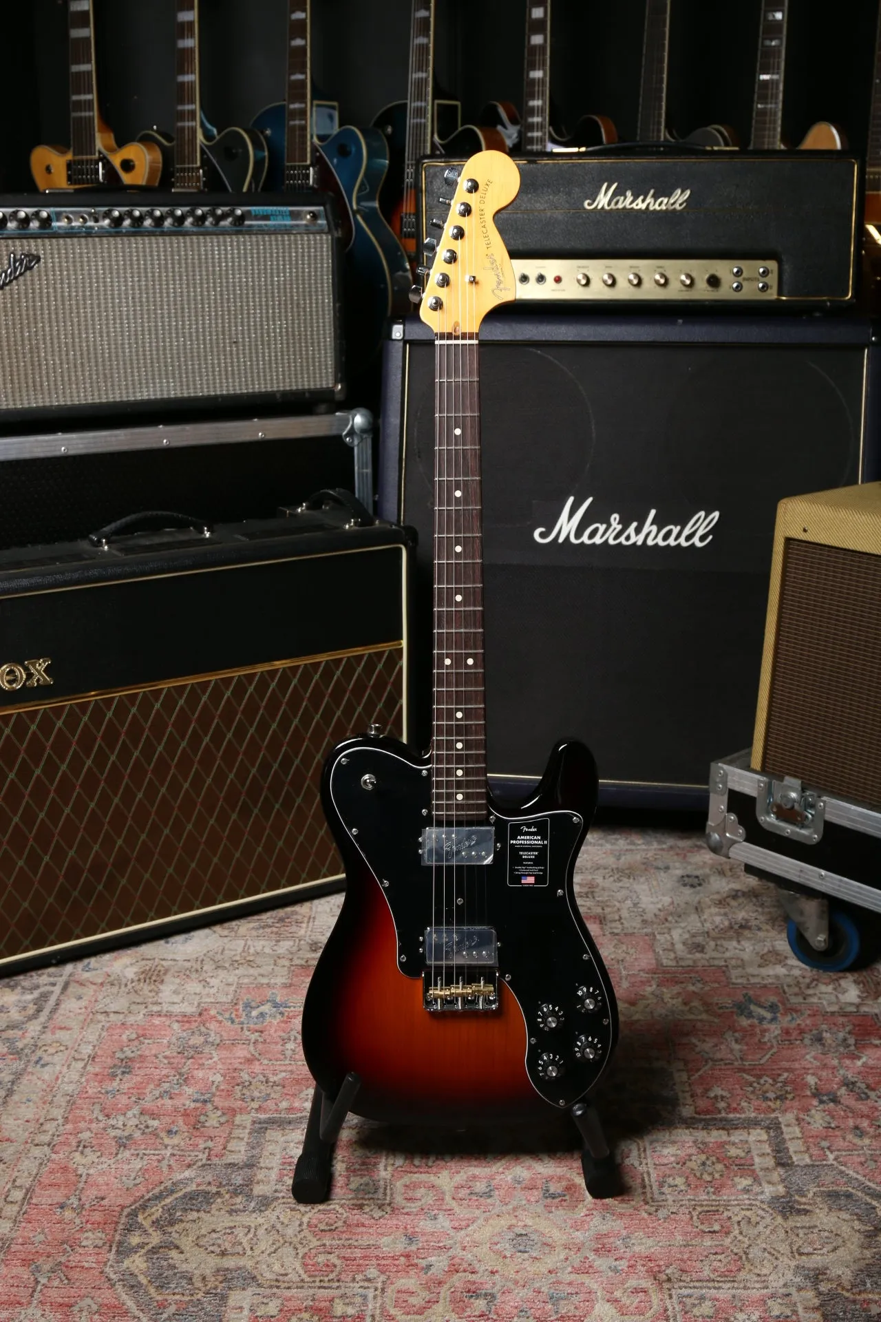 Fender American Professional II Telecaster® Deluxe, Rosewood Fingerboard, 3-Color Sunburst