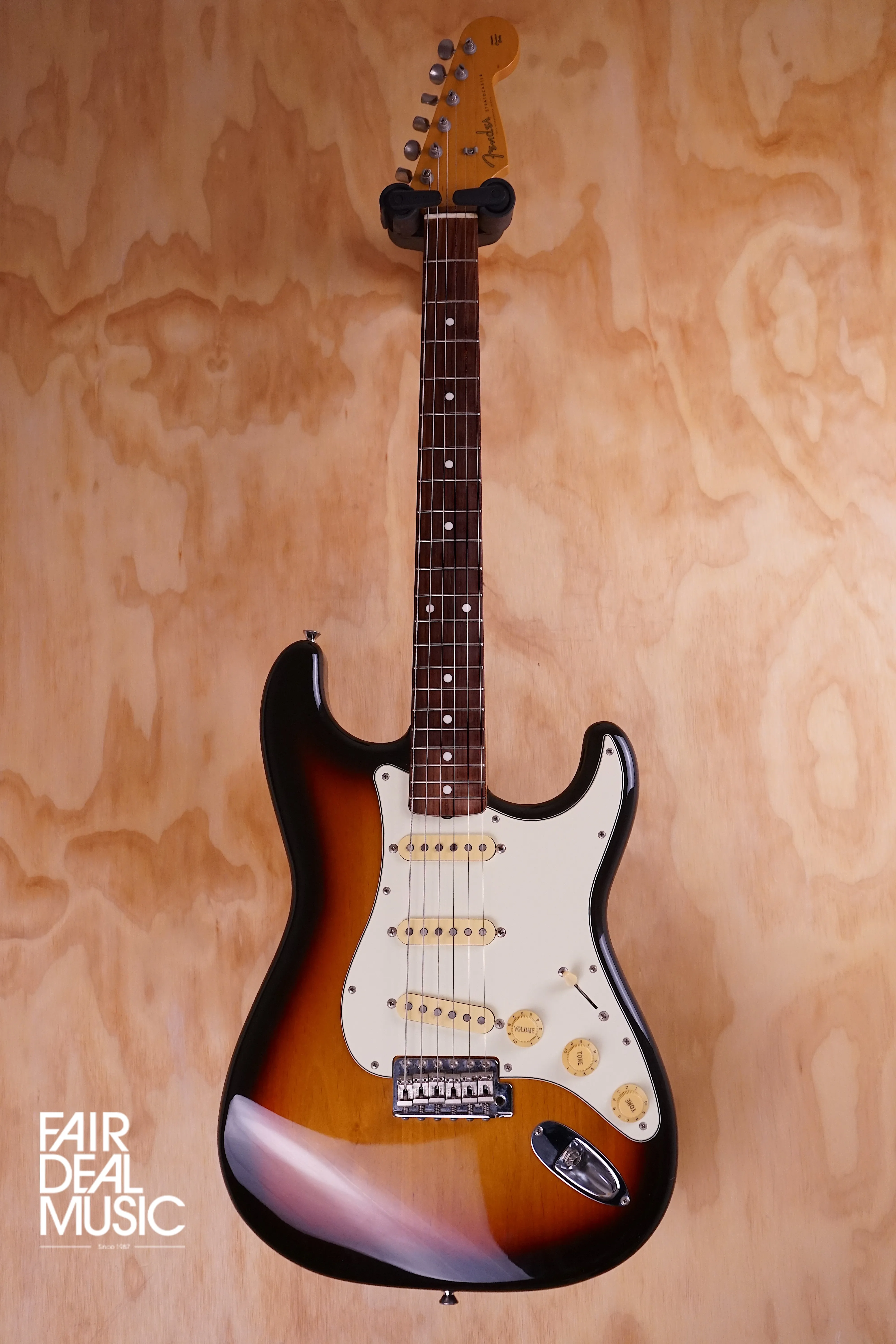 Fender MIJ ST-62 Stratocaster in sunburst, USED