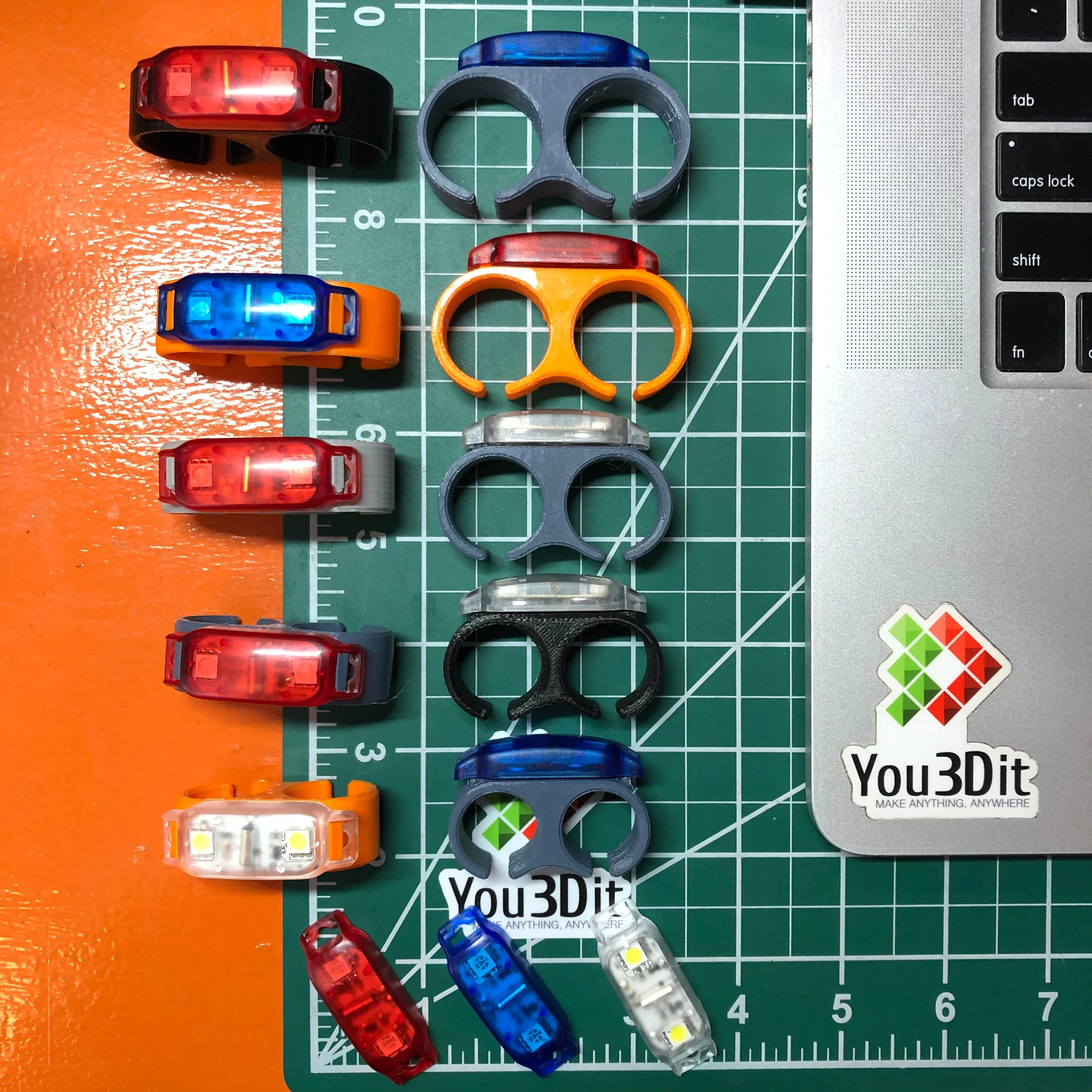 Flash Knuckles (TM) (AM) [3 Pack] SMALL