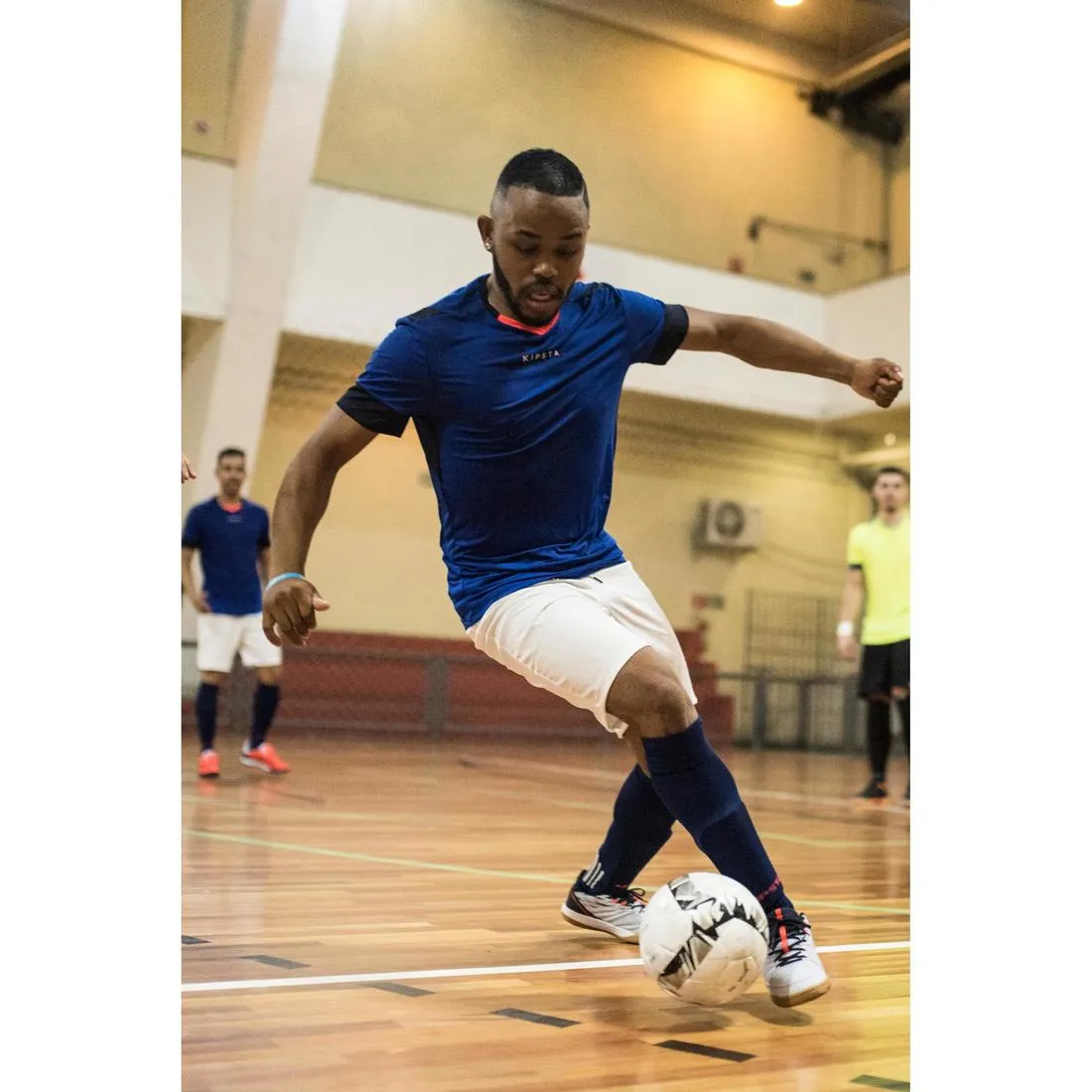 Futsal Ball FS900 63 cm - White/Grey