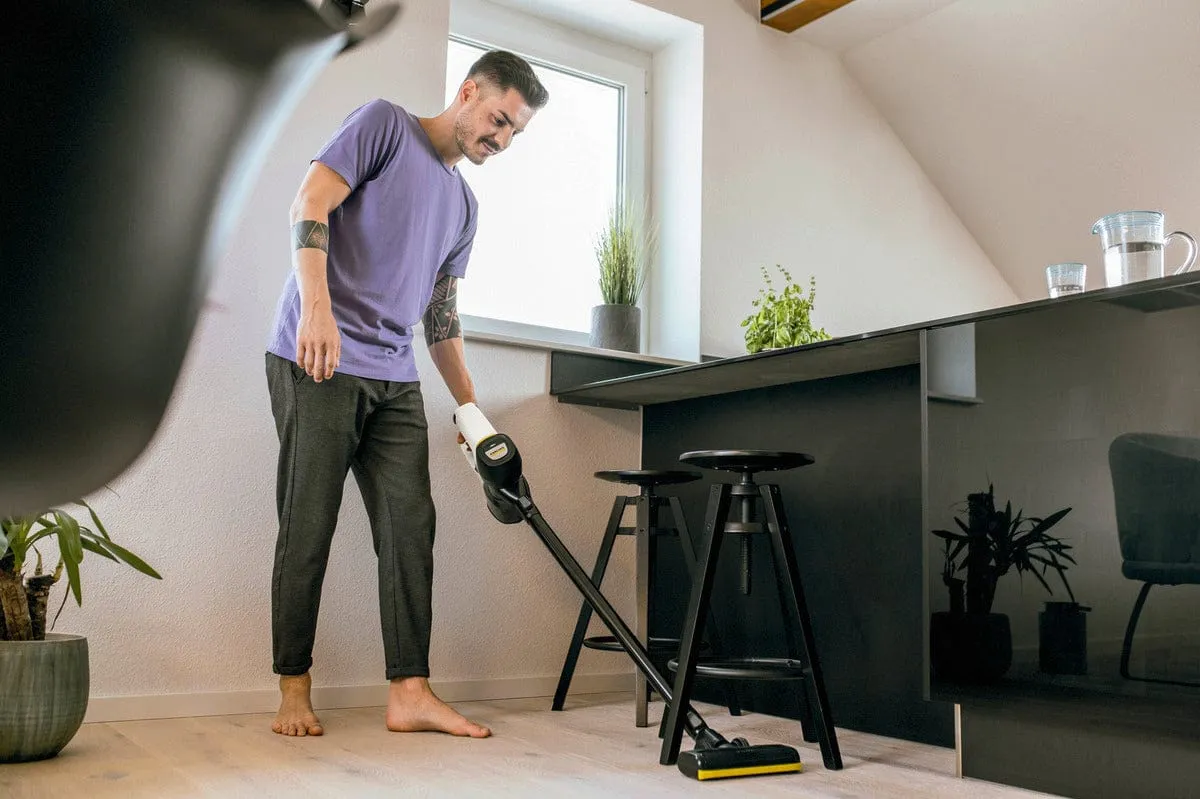 Karcher Battery-Power Vacuum Cleaner VC 4 Cordless MyHome White