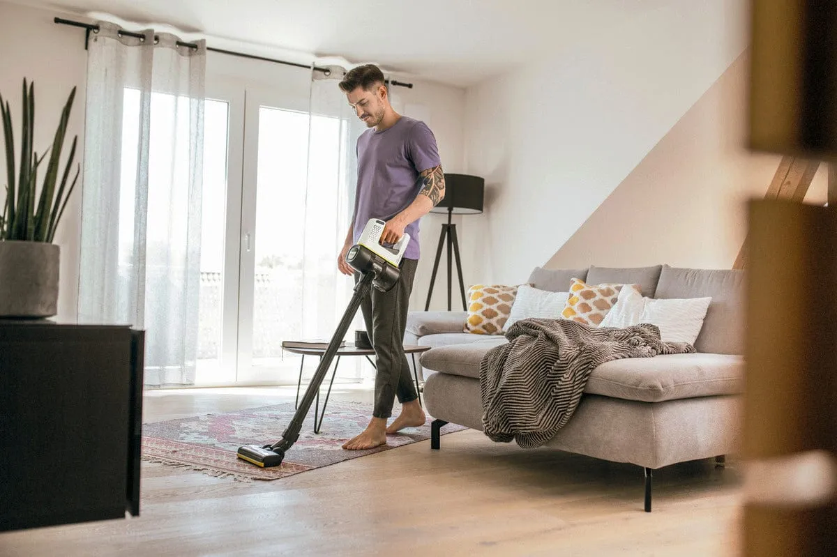 Karcher Battery-Power Vacuum Cleaner VC 4 Cordless MyHome White