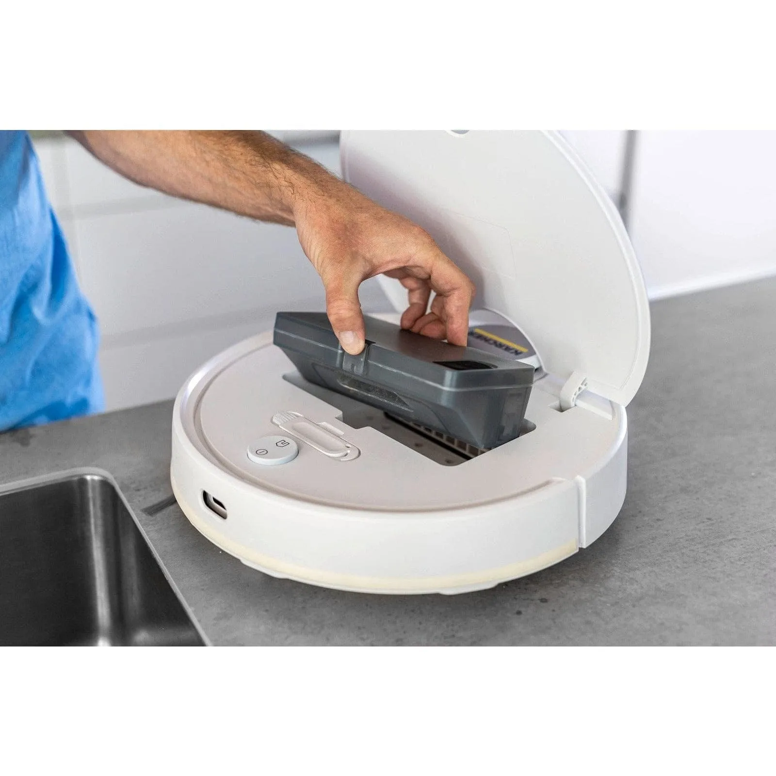 Karcher Robotic Vacuum Cleaner With Wiping Function RCV 3