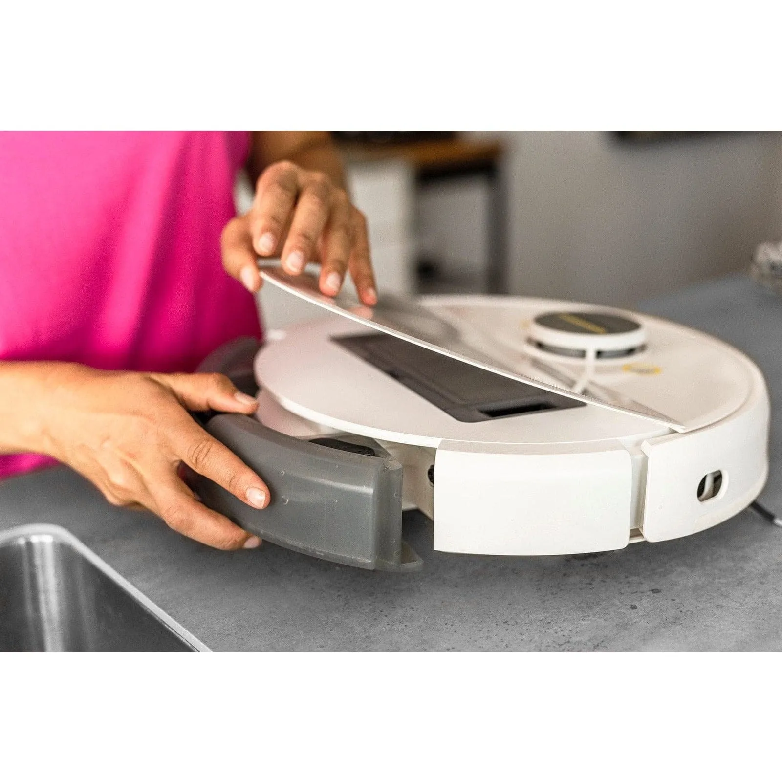 Karcher Robotic Vacuum Cleaner With Wiping Function RCV 5