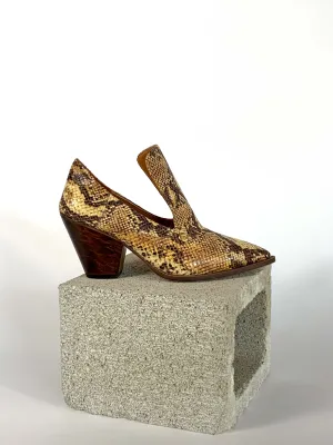 Marianne - Golden Python