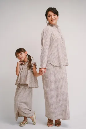 NAFEESA KURUNG IN BEIGE