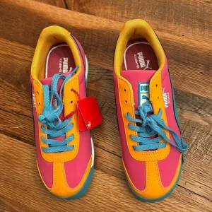 Puma Roma NWT pink teal orange shoes size 3