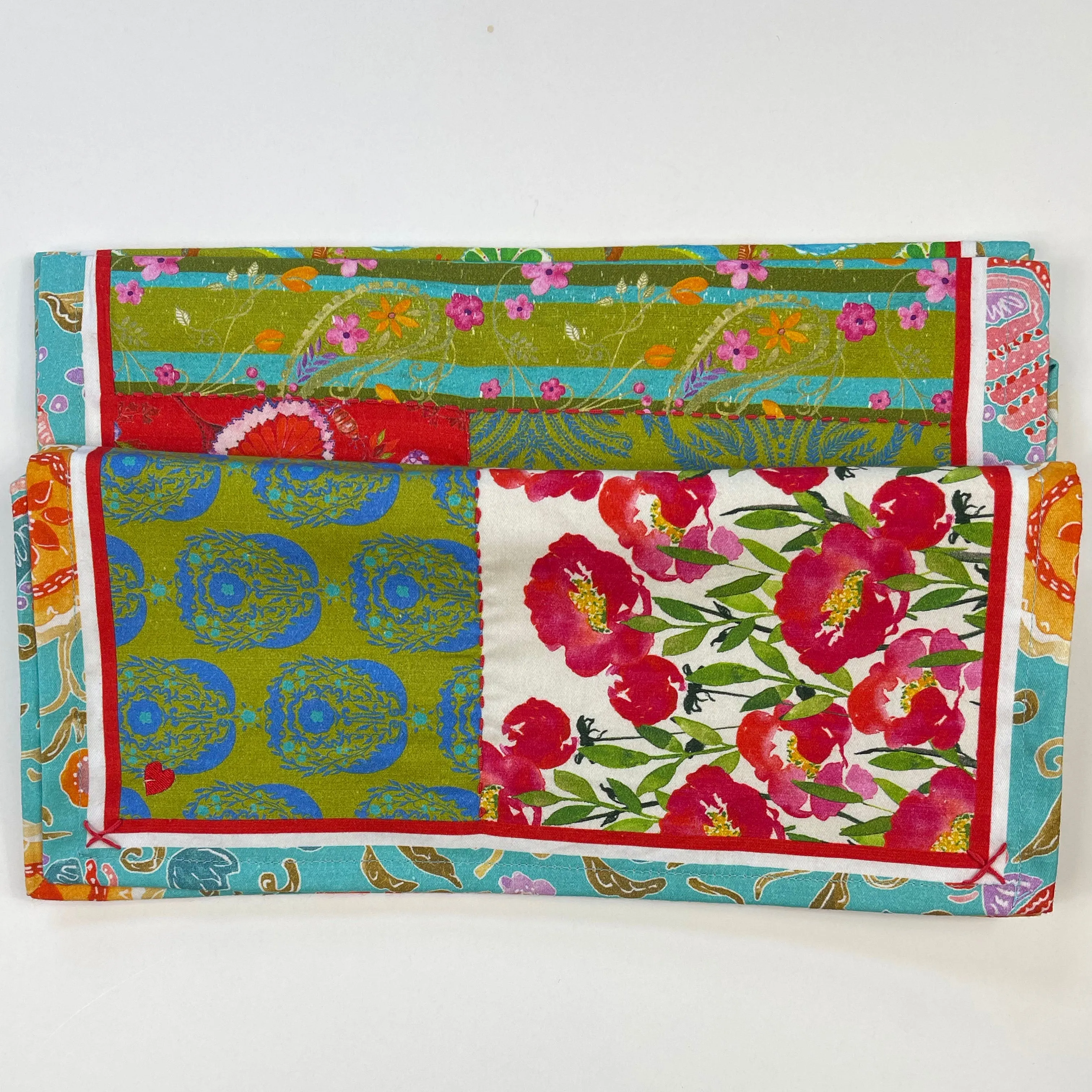 "A Touch Of Love Collection" Table Runner