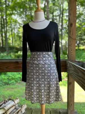 Reign Vermont Adventure Skirt in Lacey Fun