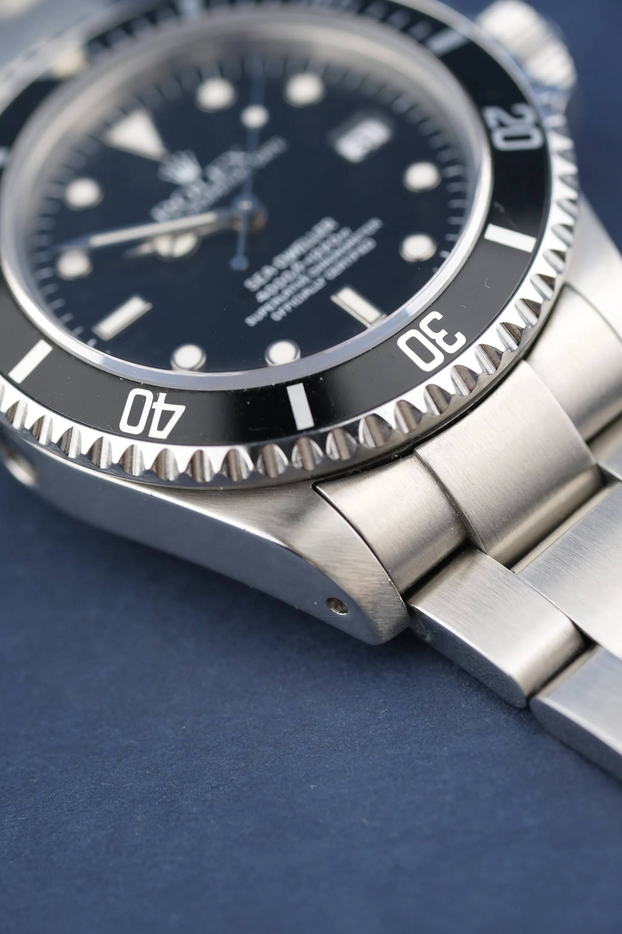 Rolex Sea-Dweller 16600 Tritium Dial
