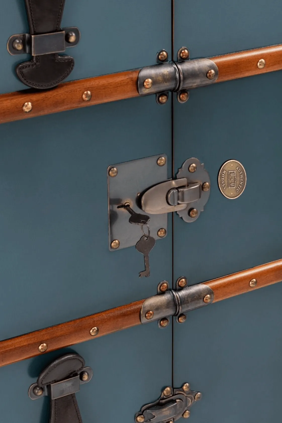 Stateroom Mobile Bar Trunk - Petrol Blue