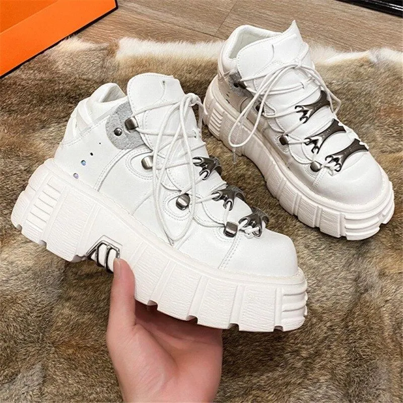 Unique Gothic Style Women's Lace-Up Platform Shoes with a 6CM Heel Height